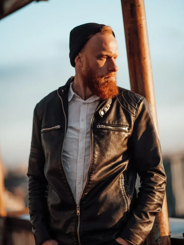 bearded-redhead-guy-on-the-roof-1